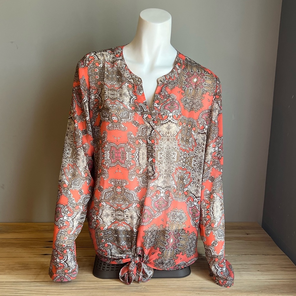 Chico’s Geometrical Shear Long Sleeve Top Size 1X